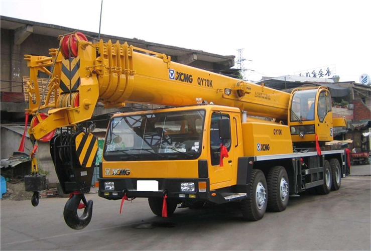 尉犁县吊车出租选择重点