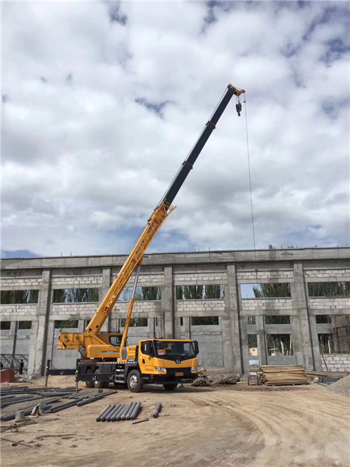 尉犁县吊装作业前会做设备检查吗？安全保障措施有哪些？