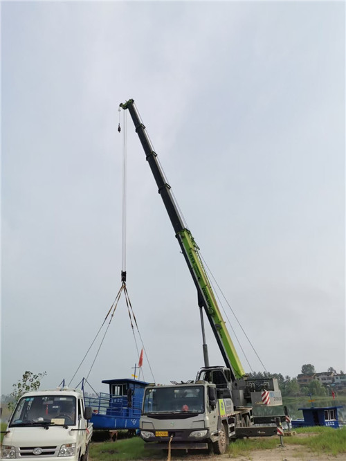 尉犁县桥梁建设吊装案例