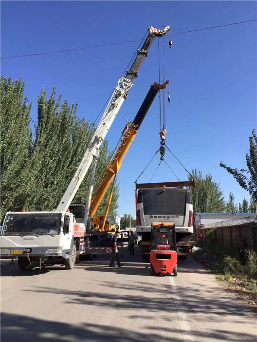 尉犁县港口集装箱搬运案例